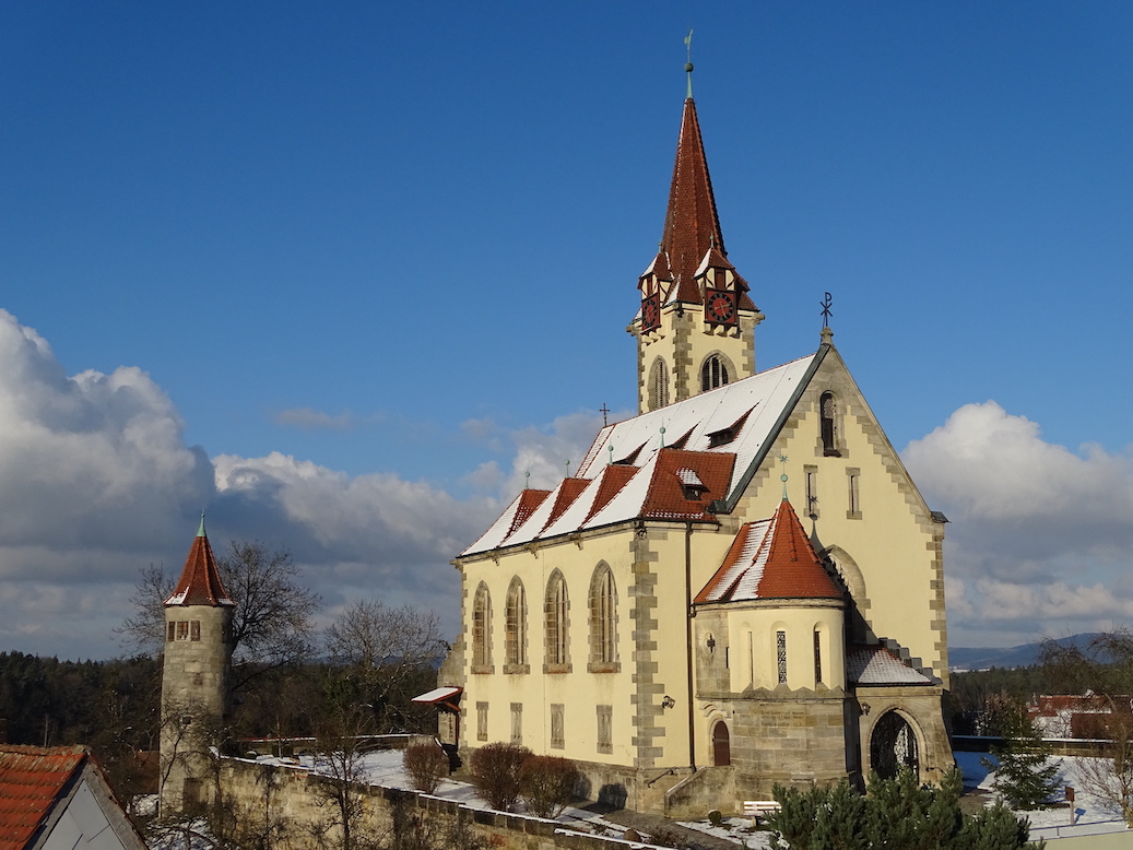 Jakobuskirche an einem schönen Wintertag