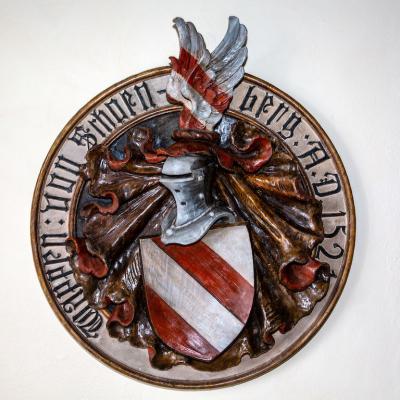 Saniertes Wappen Von Schoenberg